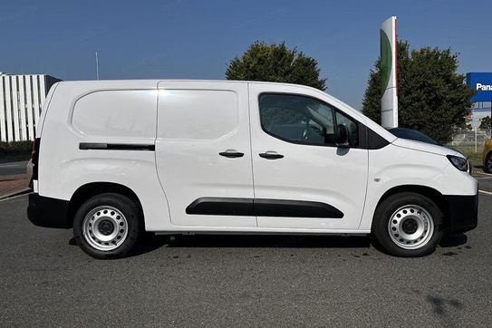 Toyota Proace City Long Active