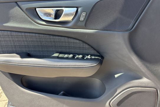 Volvo V60 B3 B Essential