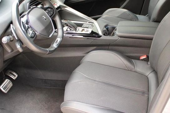 Peugeot 3008 1.5 BlueHDi GT