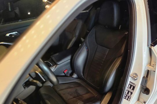 BMW Seria 3 320d xDrive M Sport