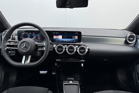 Mercedes CLA 200 AMG Line