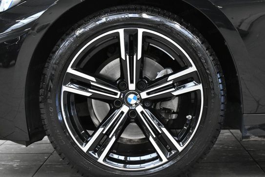 BMW Seria 3 320i M Sport