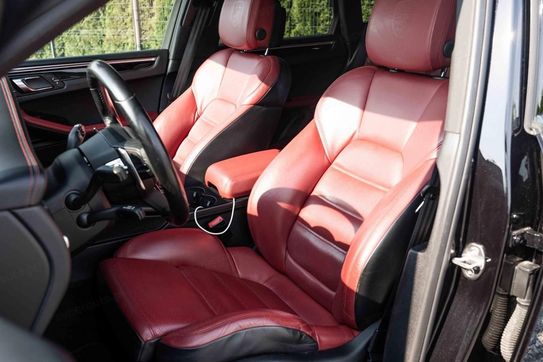 Porsche Macan Standard