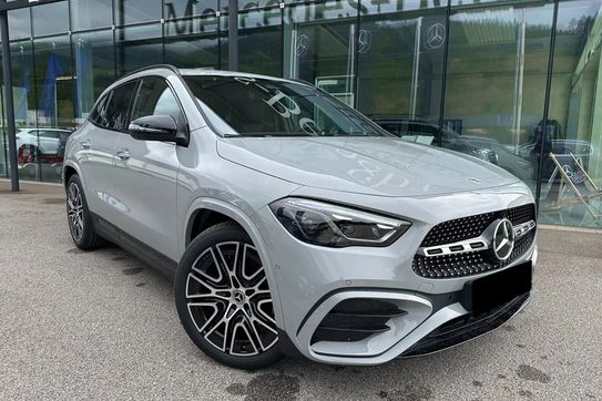 Mercedes GLA 200 AMG Line