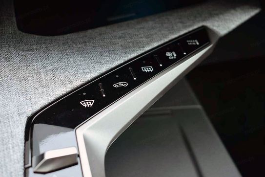 Peugeot 5008 GT e-DCS7 1.6 PHEV