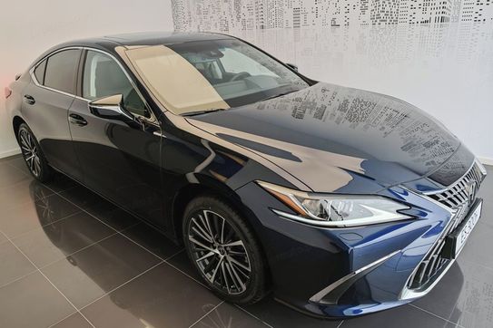 Lexus ES 300h Business Edition 2.5 E-CVT