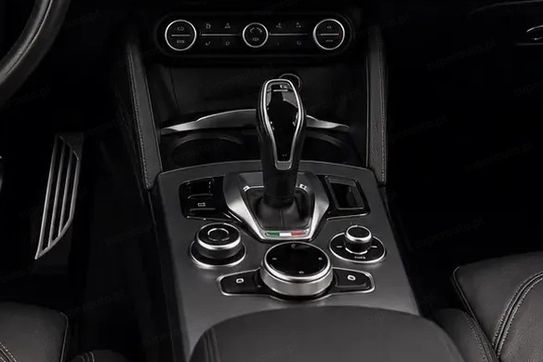 Alfa Romeo Stelvio 2.0 Turbo Veloce Q4 aut