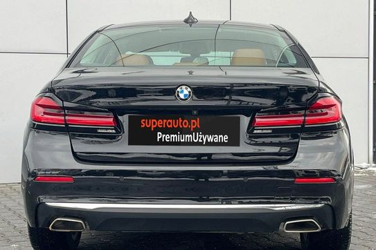 BMW Seria 5 530i xDrive mHEV Luxury Line aut