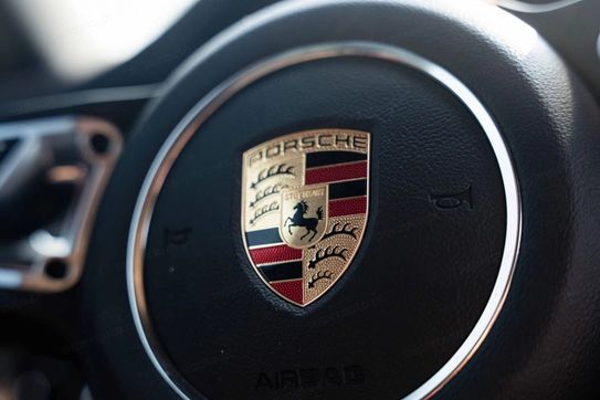 Porsche Macan Standard
