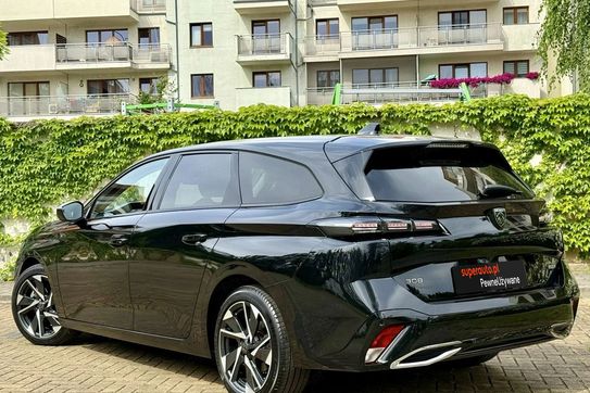 Peugeot 308 1.5 BlueHDi Allure EAT8
