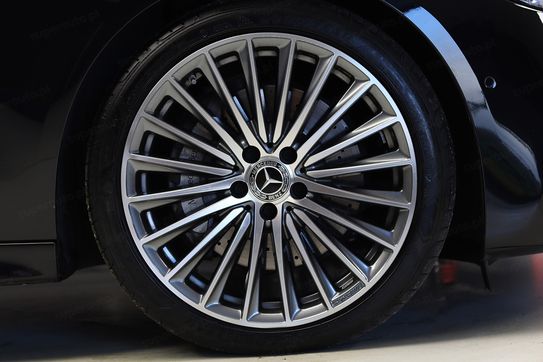 Mercedes Klasa C 220 d 4-Matic AMG