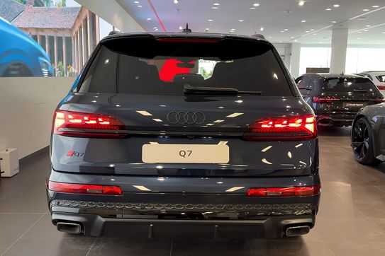 Audi Q7 TDI quattro S Line