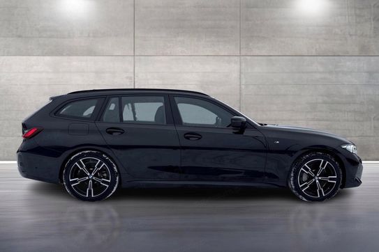 BMW Seria 3 330i xDrive M Sport