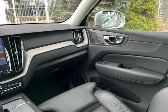 Volvo XC60 T6 Plug-In Hybrid AWD Core