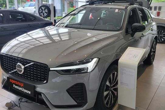 Volvo XC60 B5 B AWD Plus Dark