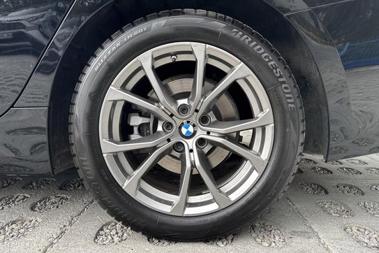 BMW Seria 3 318i Advantage