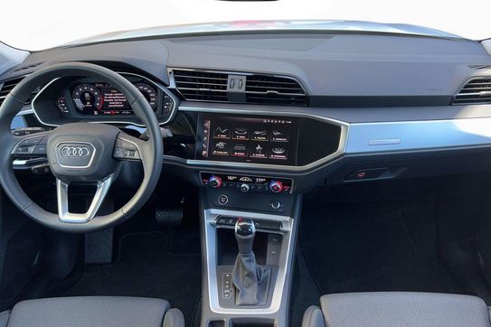 Audi Q3 35 TFSI mHEV S tronic