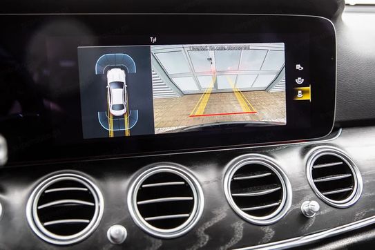 Mercedes Klasa E 220 d 4-Matic Avantgarde