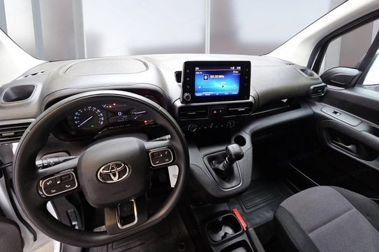 Toyota ProAce D-4T Active