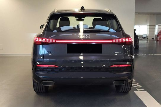 Audi Q5 TFSI quattro