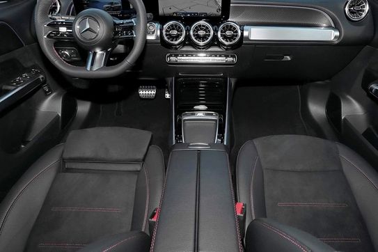 Mercedes GLB 220 4-Matic AMG Line