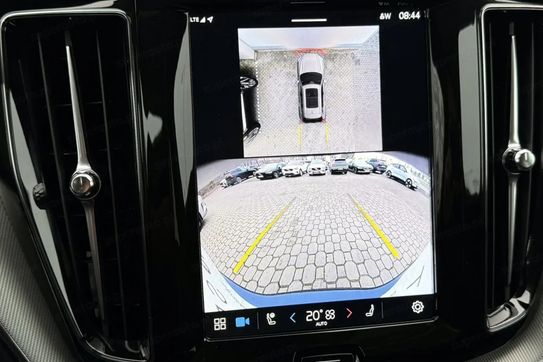 Volvo XC60 T6 Plug-In Hybrid AWD Ultra Dark