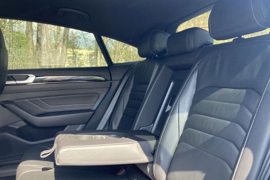 Volkswagen Arteon 2.0 TSI R-Line DSG