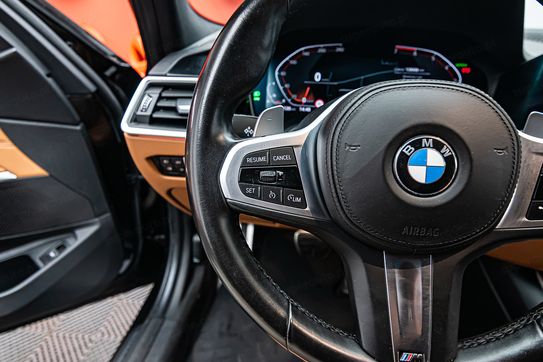 BMW Seria 3 330i M Sport sport-aut