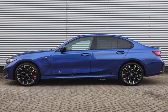 BMW Seria 3 330e xDrive M Sport