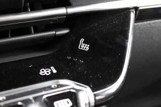 Peugeot 208 Allure e-DCS6  1.2 mHEV