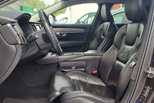 Volvo V90 Cross Country B5 D AWD Pro