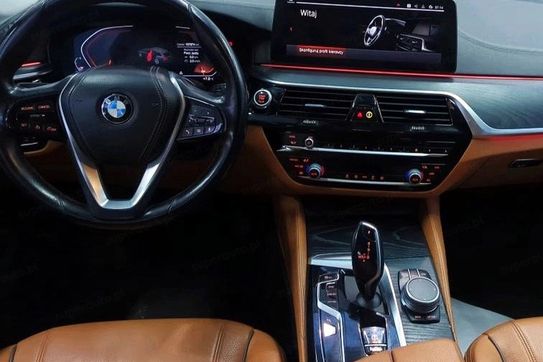 BMW Seria 5 530e Luxury Line sport-aut