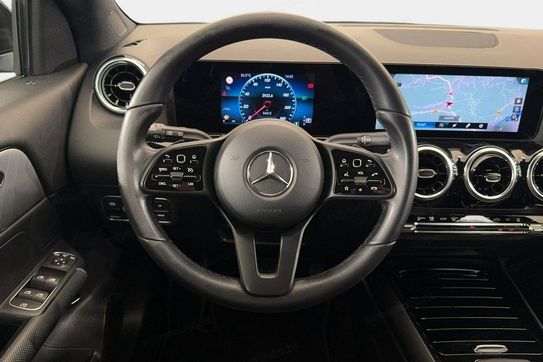 Mercedes GLA 200