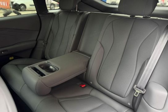 XPENG P7+ Performance Pro  74.9 kWh AWD