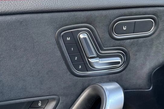 Mercedes CLA 200 AMG Line