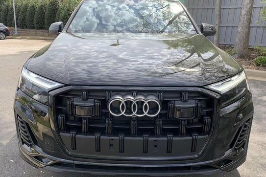 Audi Q7 55 TFSI e quattro