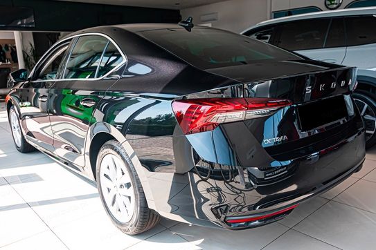 Skoda Octavia Edition 130 Selection 1.5 TSI mHEV DSG