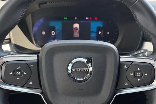 Volvo XC40 B3 Plus Dark