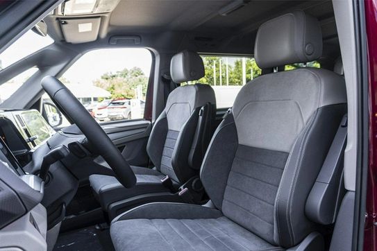 Volkswagen Multivan L1H1 Style DSG