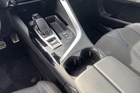 Peugeot 3008 GT 1.2 PureTech  S&S EAT8