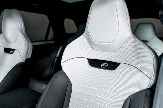 Land Rover Range Rover Sport S 4.4 V8 P635 SV Edition Two