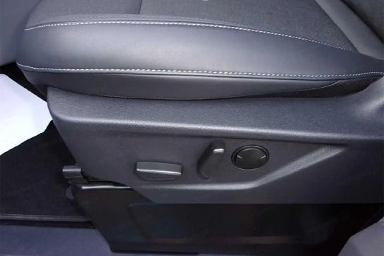 Ford Tourneo Custom 320 L1H1 Active A8 AWD