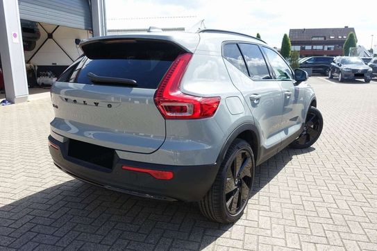 Volvo XC40 B4 Plus Black Edition