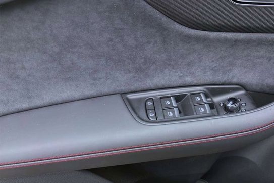 Audi Q7 60 TFSI e quattro S Line
