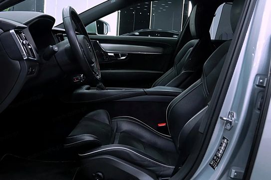 Volvo S90 B4 B R-Design