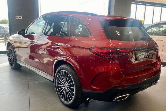 Mercedes GLC 300 e 4-Matic AMG Line