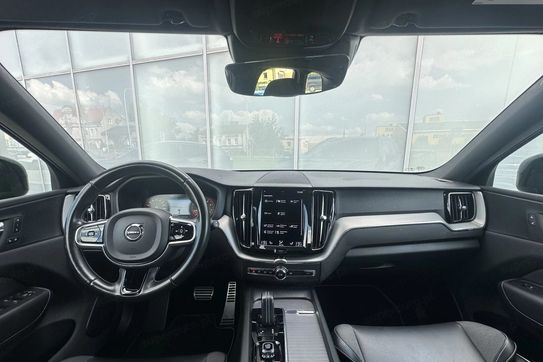 Volvo XC60 B4 B R-Design aut