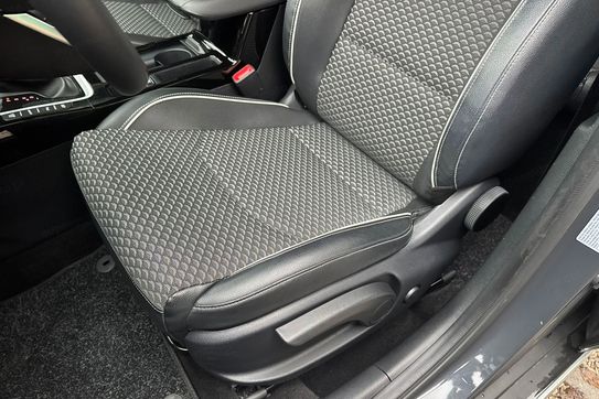 Kia XCeed Business Line 1.6 GDI PHEV DCT