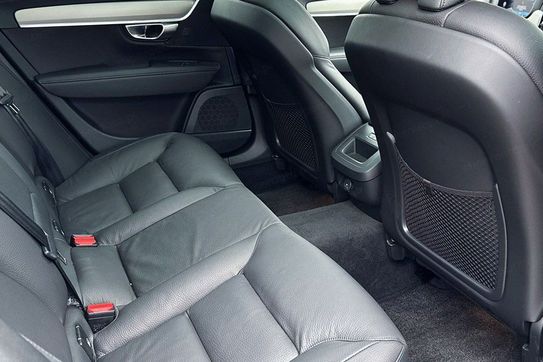 Volvo V90 T6 AWD Plug-In Hybrid Plus Bright