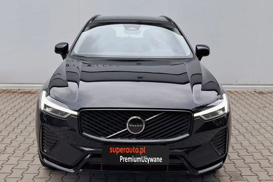 Volvo XC60 B5 B AWD Plus Dark